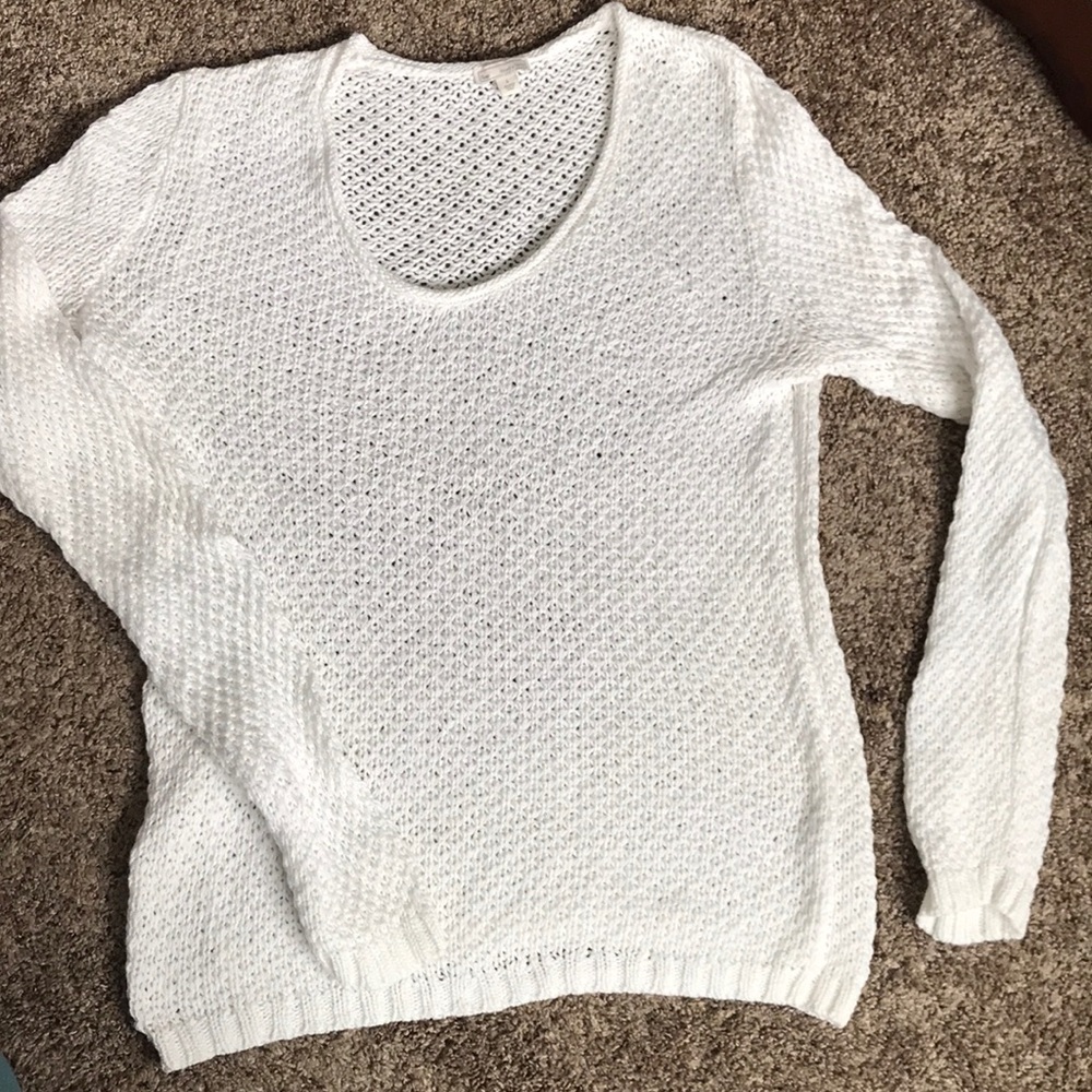 Gap sweater